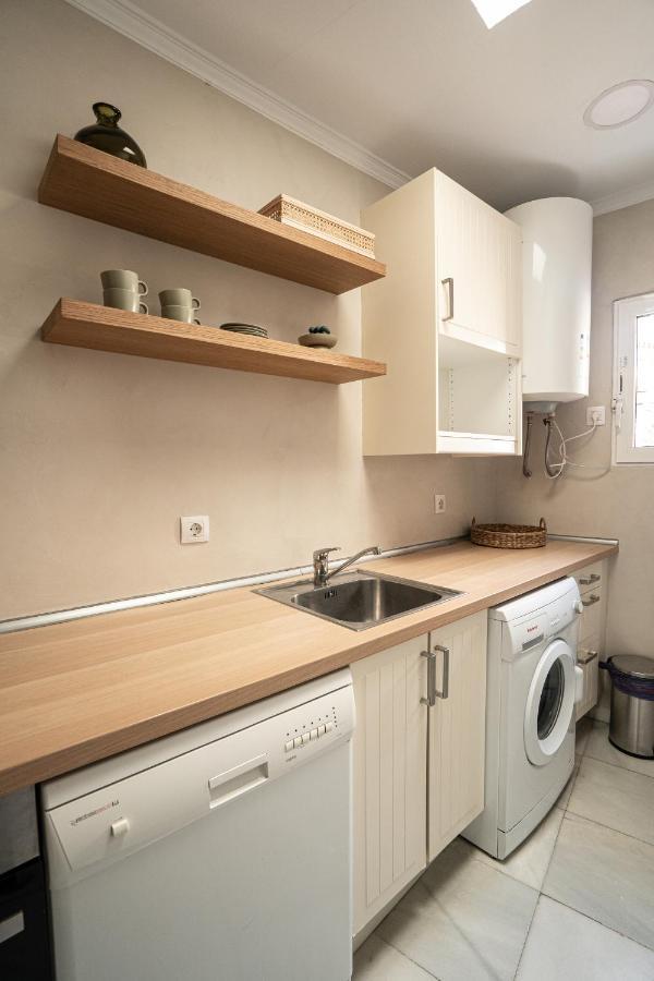 Stay U-Nique Apartments Plaza Constitucion Malaga Ngoại thất bức ảnh
