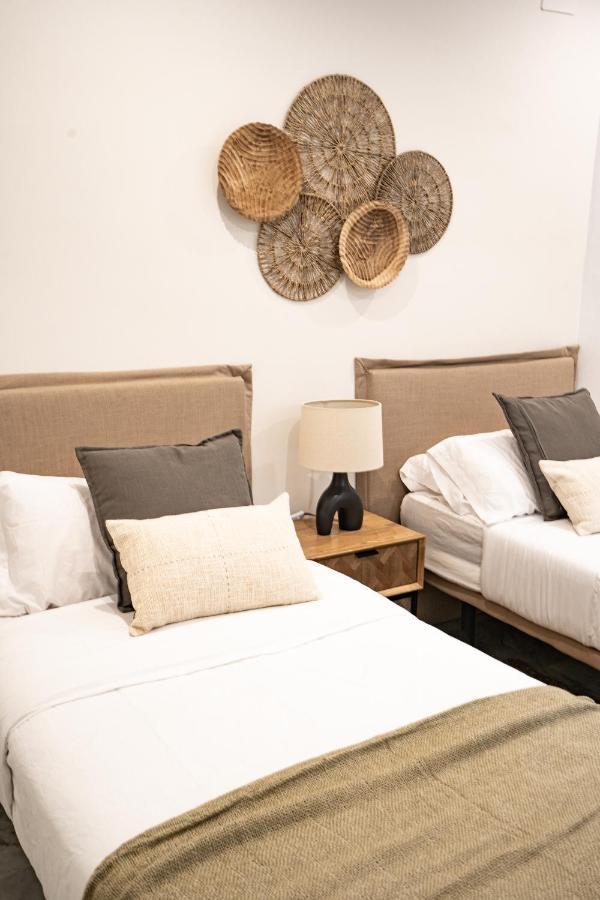 Stay U-Nique Apartments Plaza Constitucion Malaga Ngoại thất bức ảnh