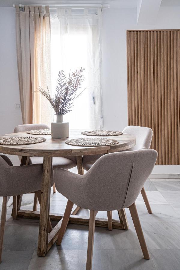 Stay U-Nique Apartments Plaza Constitucion Malaga Ngoại thất bức ảnh