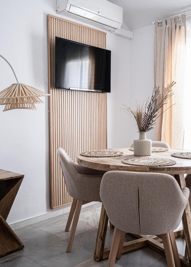 Stay U-Nique Apartments Plaza Constitucion Malaga Ngoại thất bức ảnh